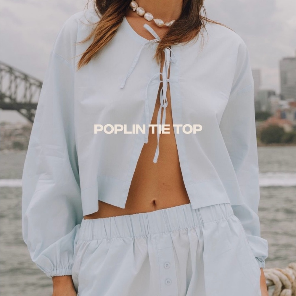 NWT Daily Drills Poplin Tie top- light blue XS/S